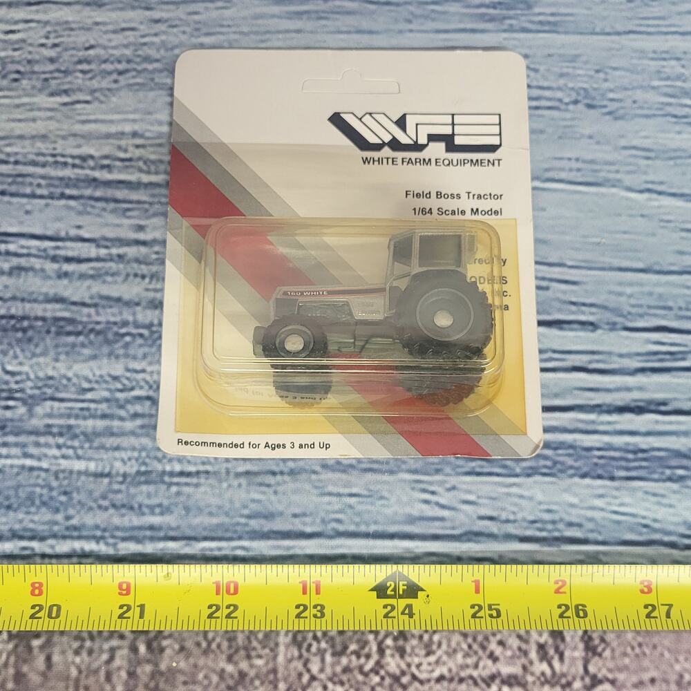 Vtg 1987 Scale models WFE 1/64 Scale White field boss 160 4wd tractor silver